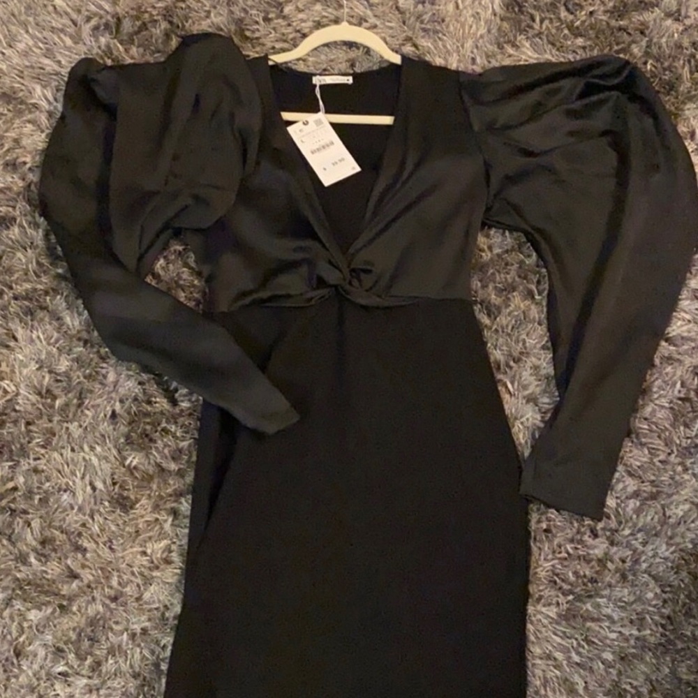 ‼️Zara Little Black Dress‼️